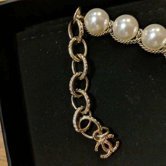 Chanel bracelet - Picture 4 of 13